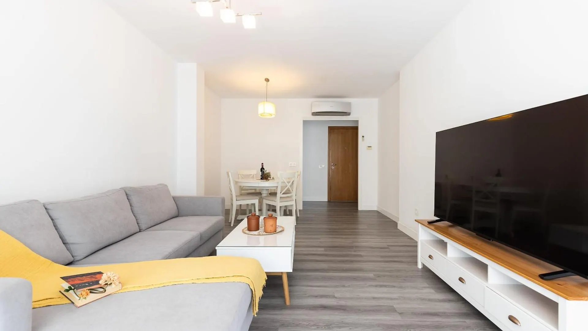 Reial By Tarragonadays Apartment